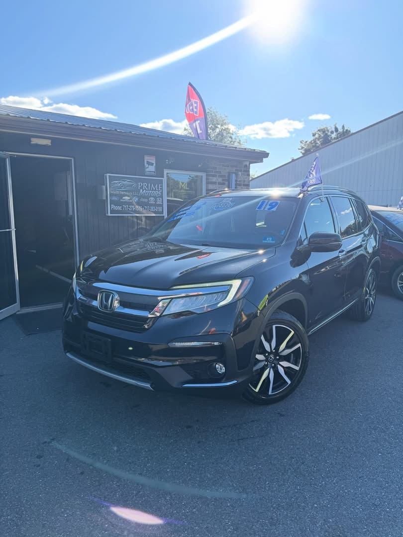2019 Honda Pilot TOURING - used suv for sale at Hunt Auto Group Lebanon PA